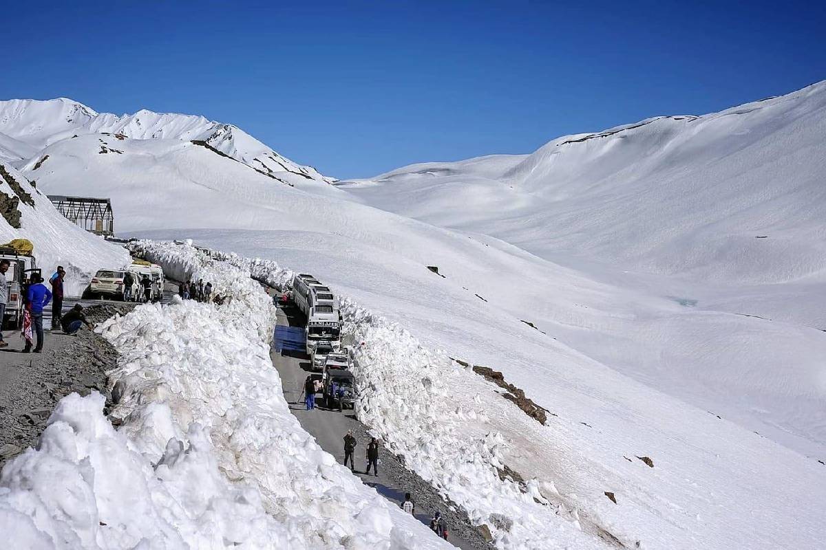 Amritsar to Manali Scenic Getaway