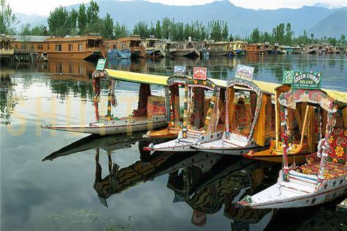 Amritsar to Kashmir with Vaishno Devi Pilgrimage