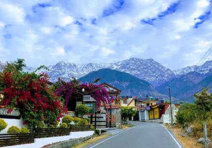 Hill Charm Trio: Dalhousie, Dharamshala & Manali from Amritsar